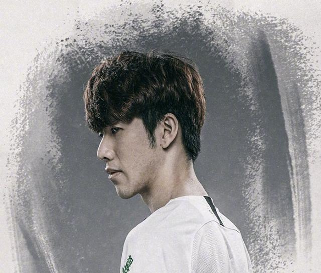 他不仅具备 他不仅具备