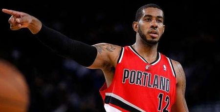 更是攻防两 更是攻防两