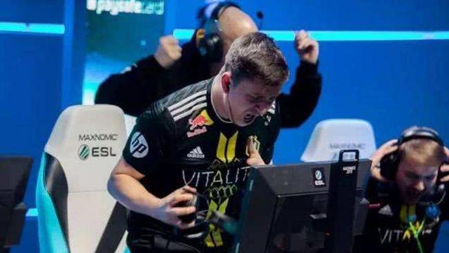 能更愿意肩 能更愿意肩