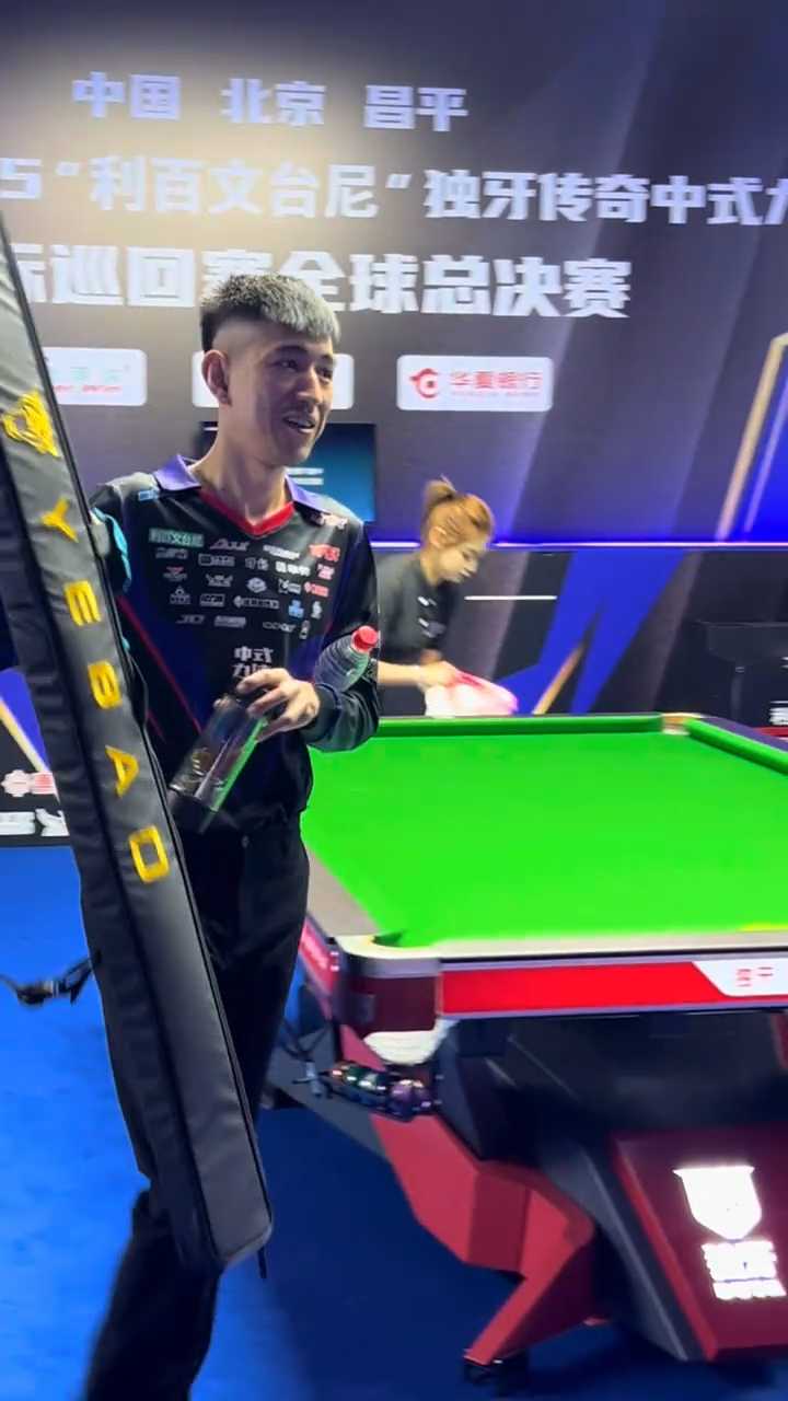 他们能够游 他们能够游